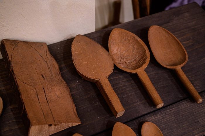 lesena žlica v rokodelski razstavi v Ribnici
