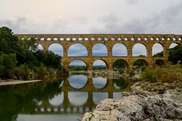 akvadukt Pont du Gard, Francija, znamenitosti Provanse