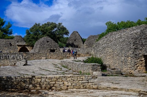 Village des Bories - hiške iz ploščatih kamenjev