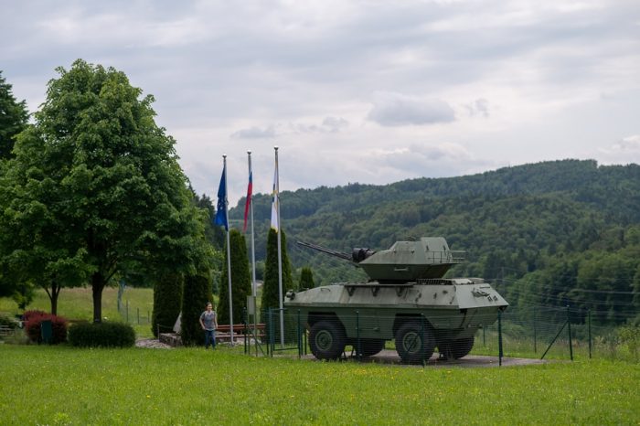 tank iz časa slovenske osamosvojitvene vojne
