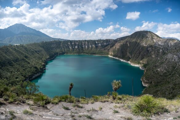 Laguna Atexcac, turkizna laguna v vulkanskem kraterju