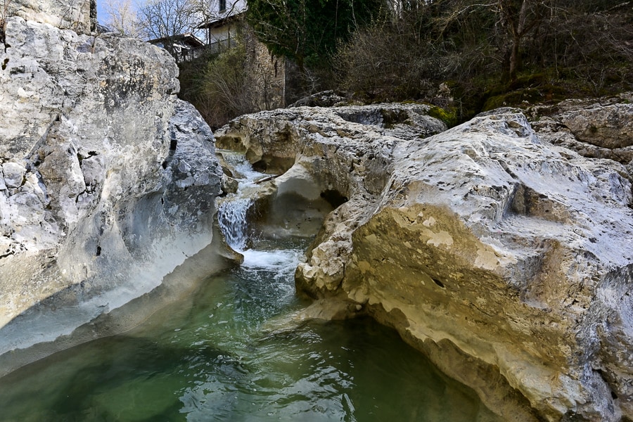 Kotli - naravni bazenčki v Istri
