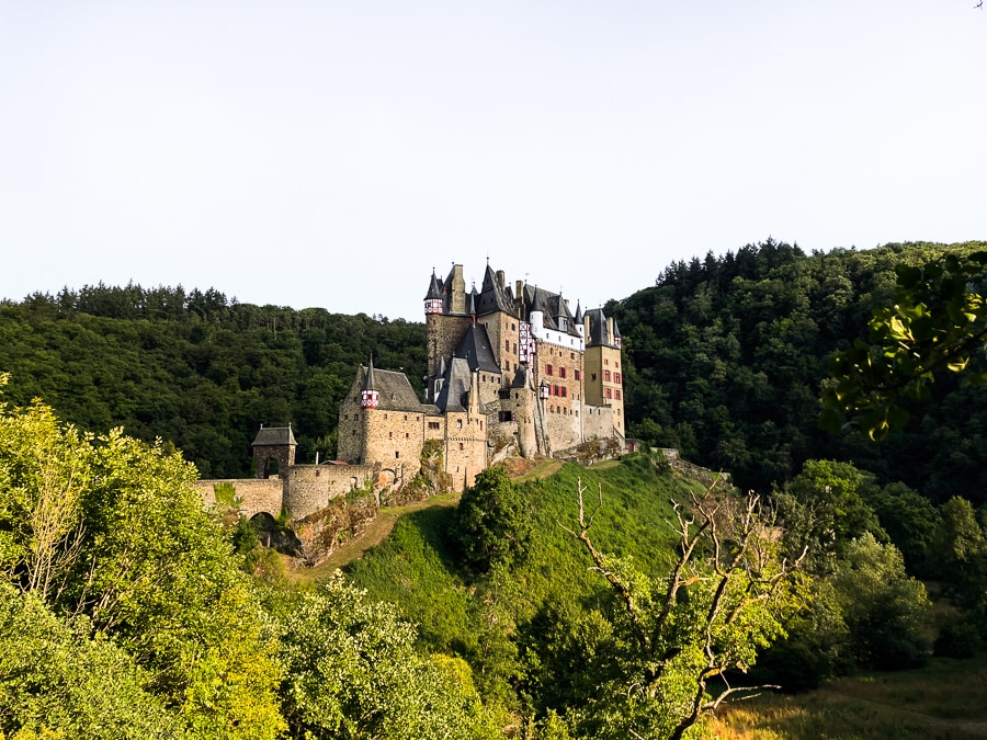Burg Eltz (grad Eltz v Nemčiji)
