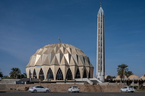 Mošeja Nilian, Kartum