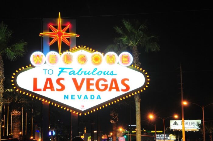 znak Fabulous Las Vegas