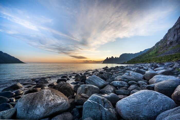 sončni zahod na plaži Tungeneset, Senja