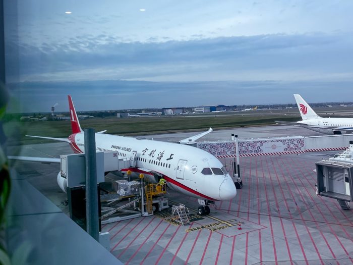 Letalo Shanghai Airlines v Budimpešti