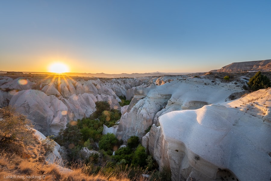 Nenavadne naravne znamenitosti Turčije: pisani hribi, slano jezero, vulkani