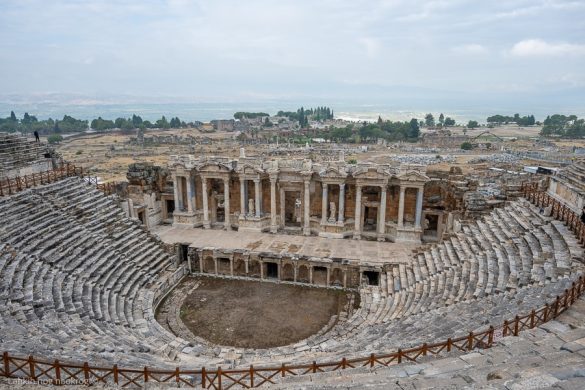 turcija overland copyright © Lahkih nog naokrog ®-113 Antični Heirapolis nad Pamukkalami