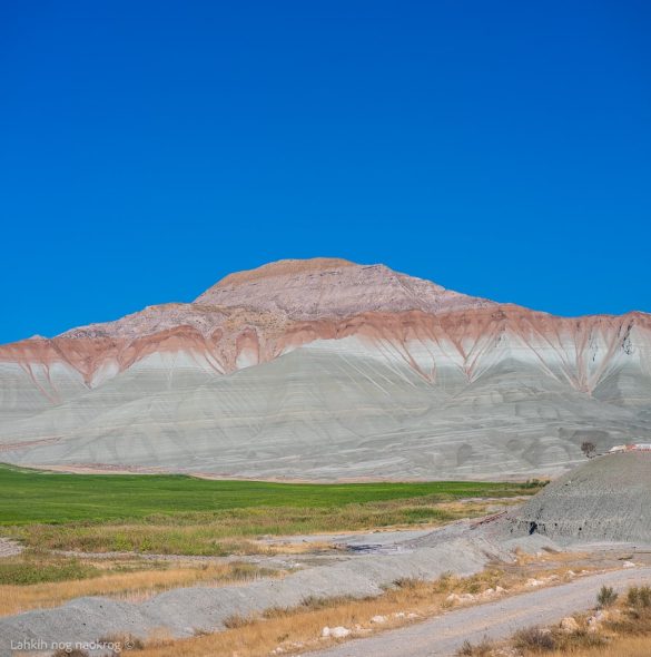 turcija overland copyright © Lahkih nog naokrog ®-7 Pisani hribi Nallihan, Turčija